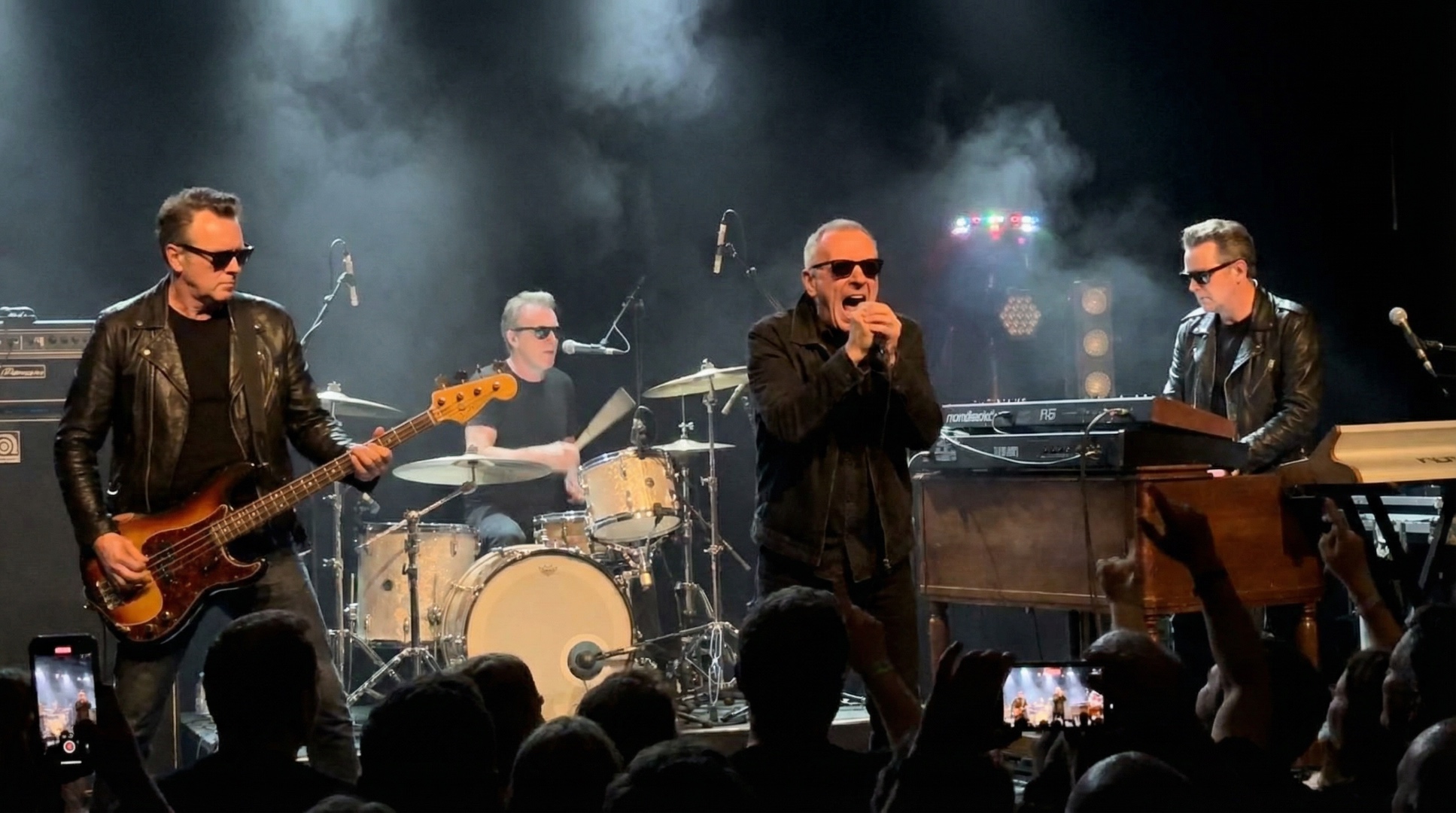 BOOMERHELDEN live — Bühne